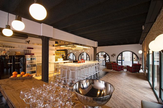 Premium Cooking Class in Designer Loft: Paella & Spanish Tapas - Key points to know before booking