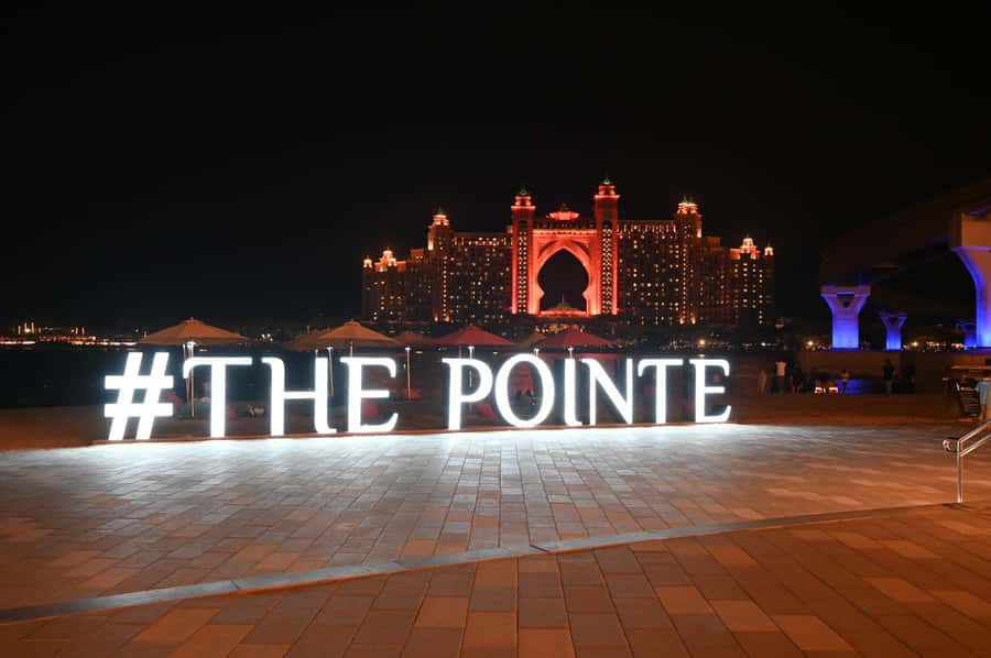 Premium Dubai City Sightseeing Tour in SUV - The Blue Mosque and a pause for architecture