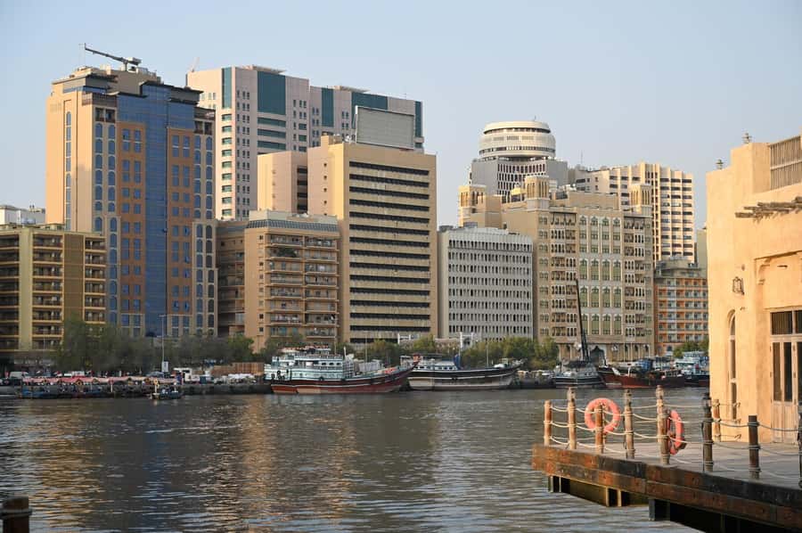 Premium Dubai City Sightseeing Tour in SUV - An hour at Dubai Mall