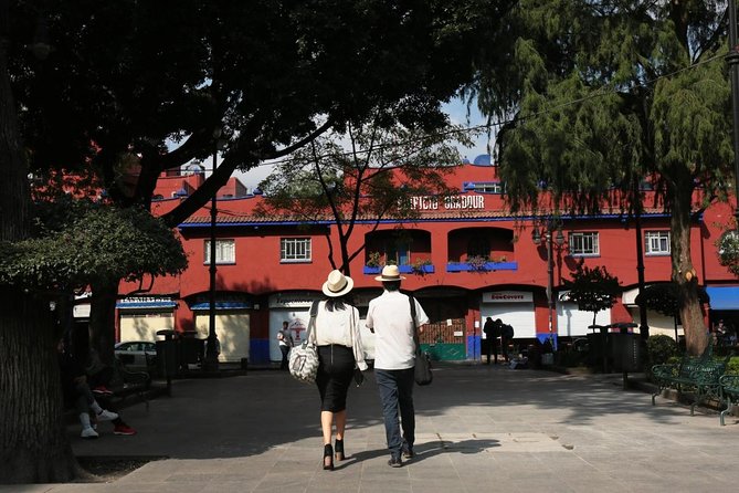 PREMIUM Frida Kahlo Museum and Xochimilco (Small Groups) - Key points to know before booking
