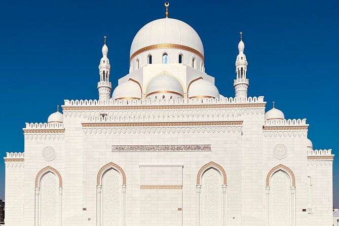 Premium Full Day Dubai City Sightseeing Tour - Al Fahidi brings you back to old Dubai