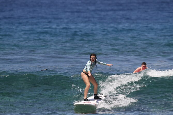 Premium group surf lessons- Kona’s Best Surf Lessons - What the small group changes for you