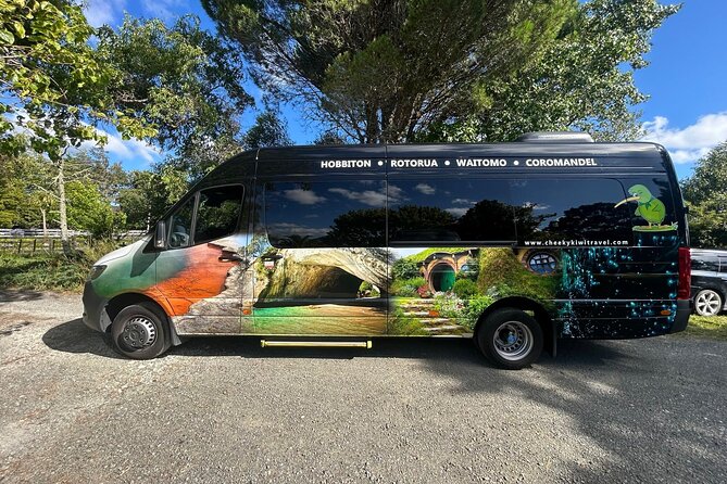 Premium Hobbiton Small Group Day Tour from Auckland - Timing, pickup, and the cruise ship warning