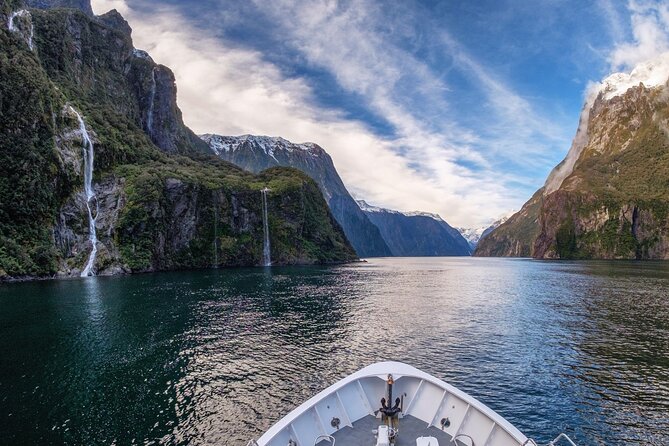 Premium Milford Sound Tour, Cruise & Lunch from Te Anau - Mirror Lakes and the small details