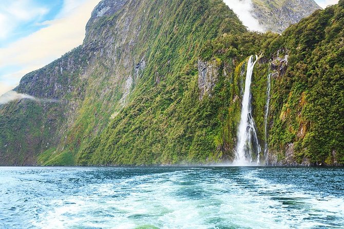 Premium Milford Sound Tour, Cruise & Lunch from Te Anau - Two hours on the Milford Sound cruise