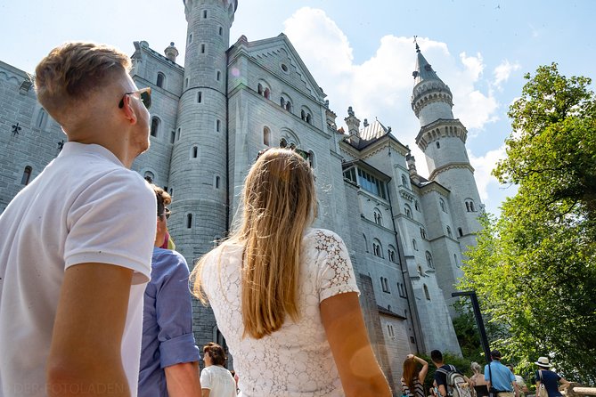 Premium Neuschwanstein Castle and Linderhof VIP Tour from Munich - Linderhof: smaller, more intimate, and easier to enjoy