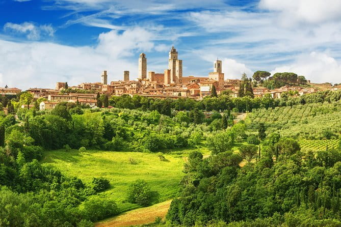Premium Private Tour to Siena, Pisa, San Gimignano and Tuscany - Three Tuscan destinations without the transport headache