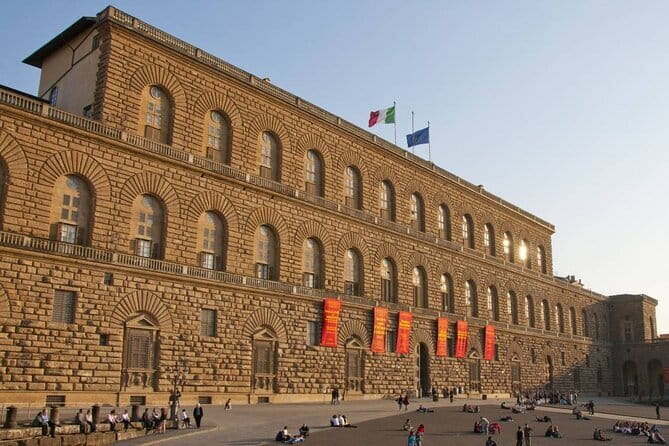 Premium Small-Group Uffizi Tour - How small is the small group?