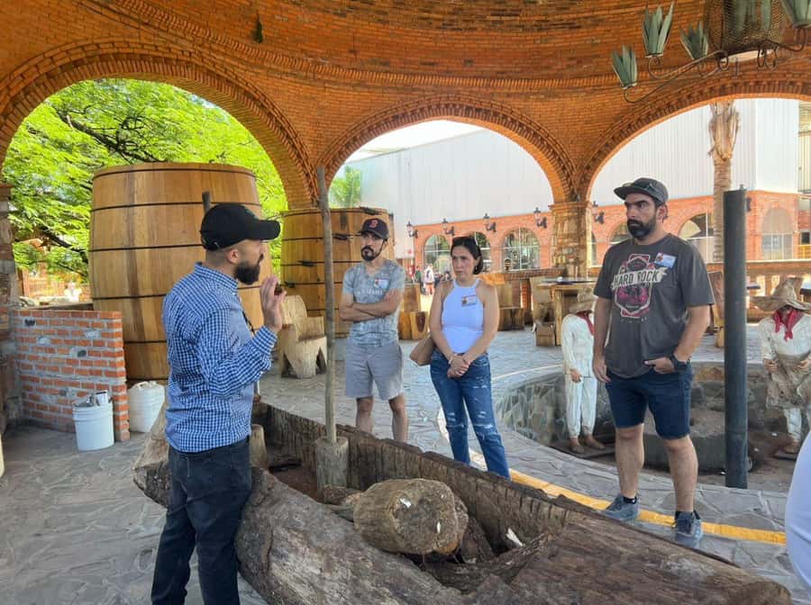 Premium Tequila Route with professional tasting - A full tequila day from Guadalajara
