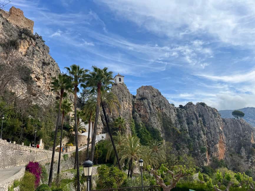 Premium Tour: Winery 7 Tastings + Guadalest Castle | Small group - Is $159 good value?