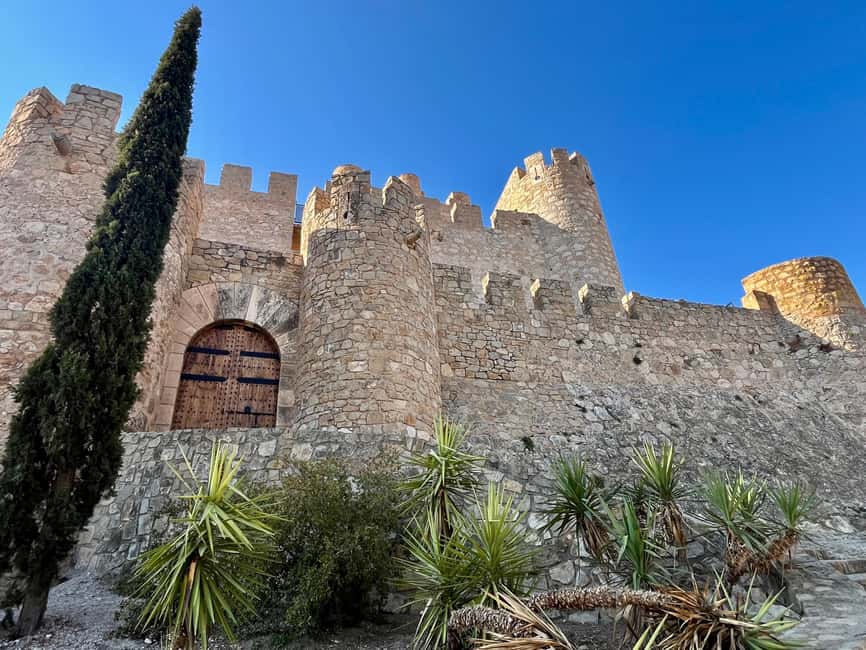 Premium Tour: Winery 7 Tastings + Guadalest Castle | Small group - Should you book it?