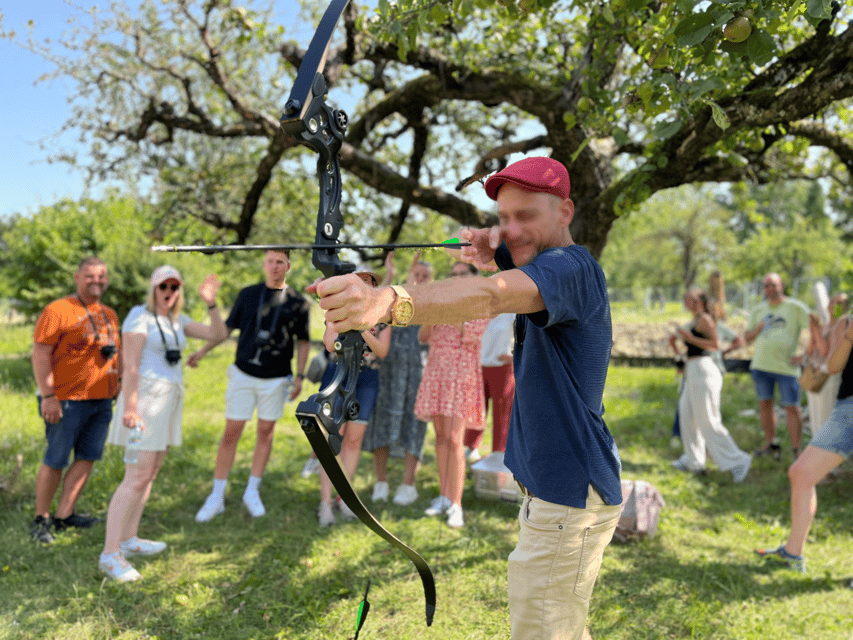 Premium wine hike Stuttgart with games and winemaker's snack - Games that keep the afternoon moving