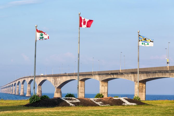Prince Edward Island Premium Tour With Anne of Green Gables - A compact introduction to Prince Edward Island