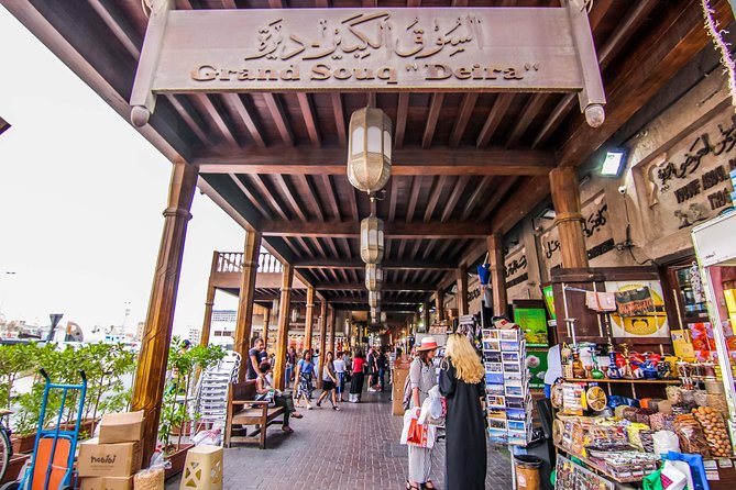 Private Dubai City Tour: A Premium Experience of Old and New - Crossing Dubai Creek by abra