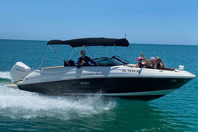 Private Luxury Boat Charter - Timing, weather, and the best way to plan