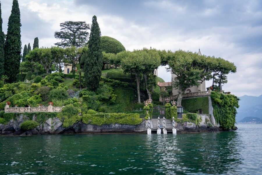 Private Luxury Boat Tour of Lake Como with Stops & Drinks - Choosing between one, two, four, and five hours