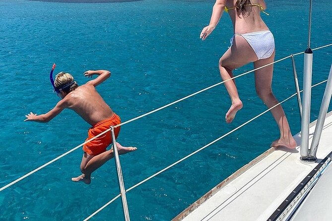 Private luxury Escape Sailing, Snorkel and Lunch Cruise - Five hours with room for a celebration