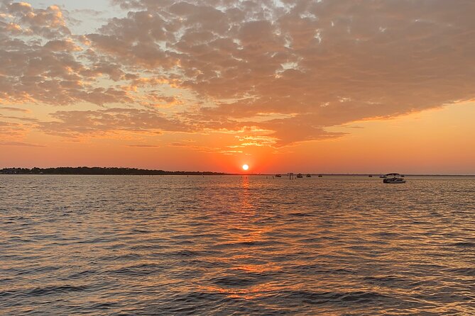 Private Luxury Sunset Cruise in Panama City Beach - What Captain Matt Adds to the Experience
