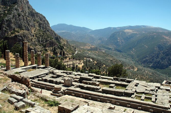 Private Luxury Tour: Delphi & Thermopylae – The 300’s Legacy - Reaching Delphi and the Temple of Apollo