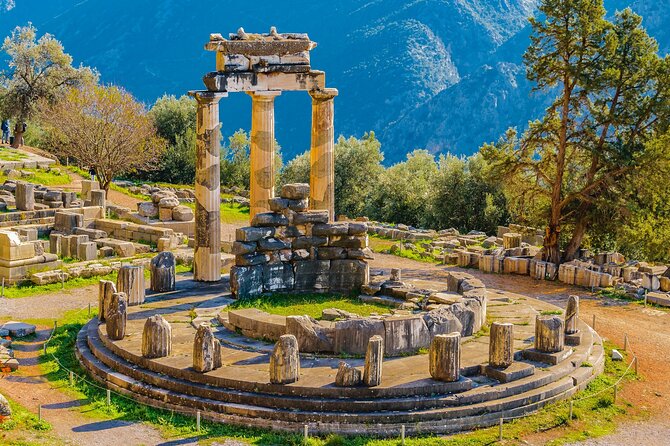 Private Luxury Tour: Delphi & Thermopylae – The 300’s Legacy - One hour inside the Delphi Archaeological Museum