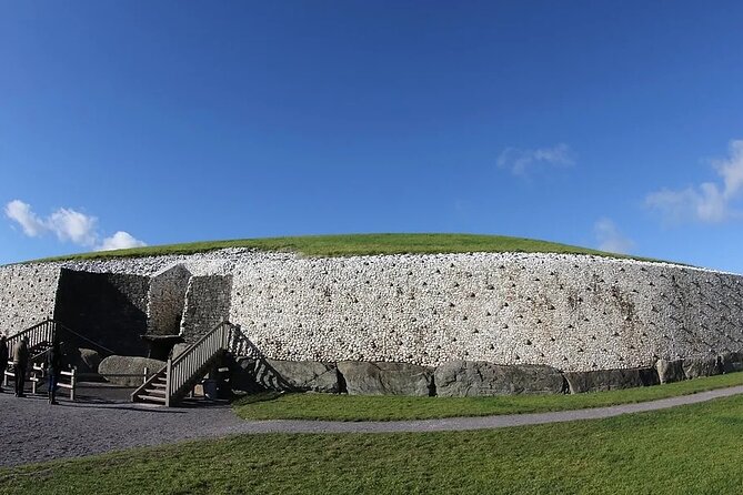 Private Luxury Tour of Newgrange and The Hill of Tara - Why Newgrange deserves the day