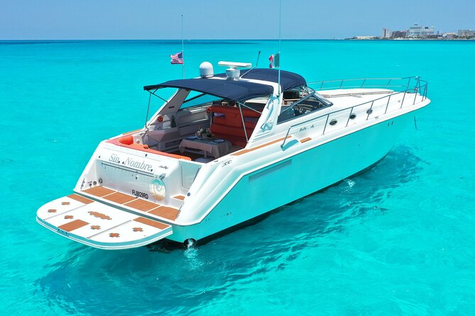 Private Luxury Yacht 55FT Rental in Cancun - Boat comfort, seating, and onboard facilities