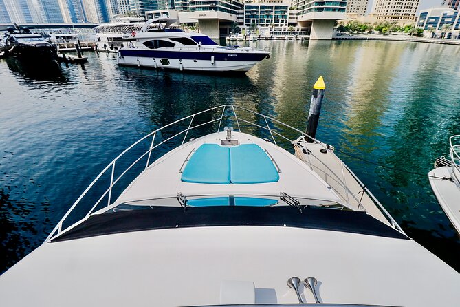 Private Luxury Yacht cruise around Atlantis and Dubai Marina - Bringing food, using the BBQ, and planning your onboard time