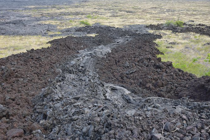Private VIP Adventure from Kona or Waikoloa - Hilo, Rainbow Falls, and Kaumana Caves