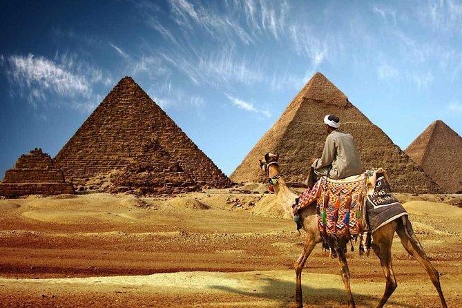 Private ViP all-inclusive Giza Pyramids,Sphinx,Inside Pyramid - Khafre and the pyramid viewpoint
