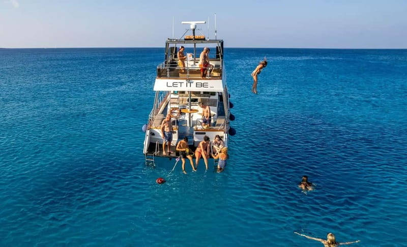 Protaras: Luxury Blue Lagoon Cruise / 3H, 2 Swim Stops - Love Bridge and Ayioi Anargiroi Church
