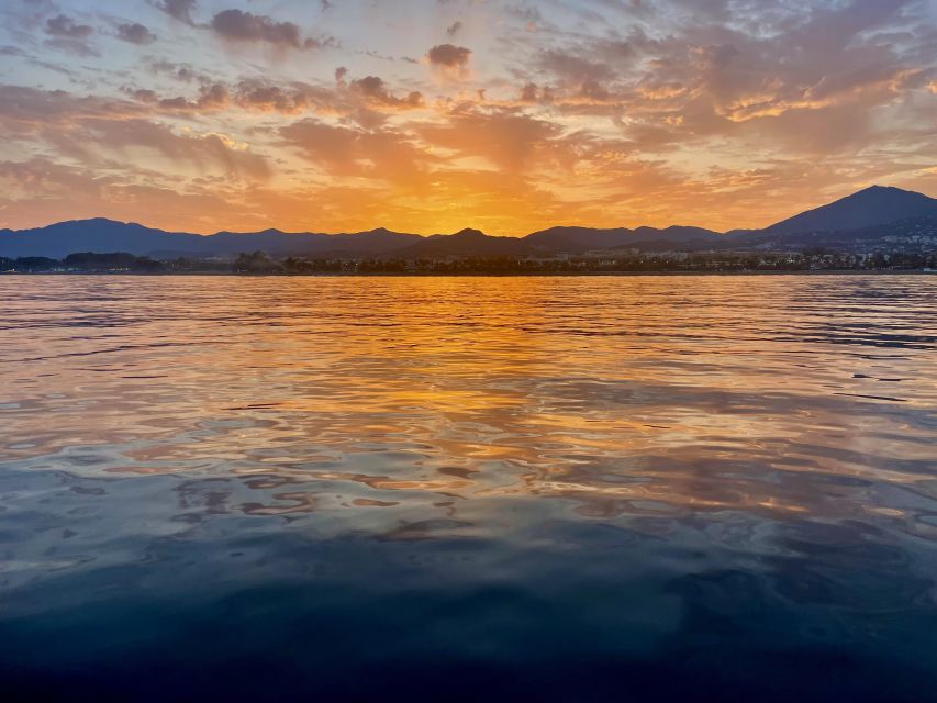 Puerto Banús by Sailboat: Discover Marbella’s Luxury Coast - Practical details that can make or break the outing
