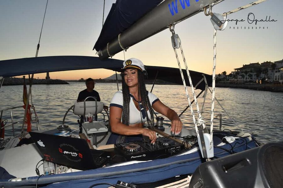 Puerto Banús by Sailboat: Discover Marbella’s Luxury Coast - What the two-hour cruise feels like