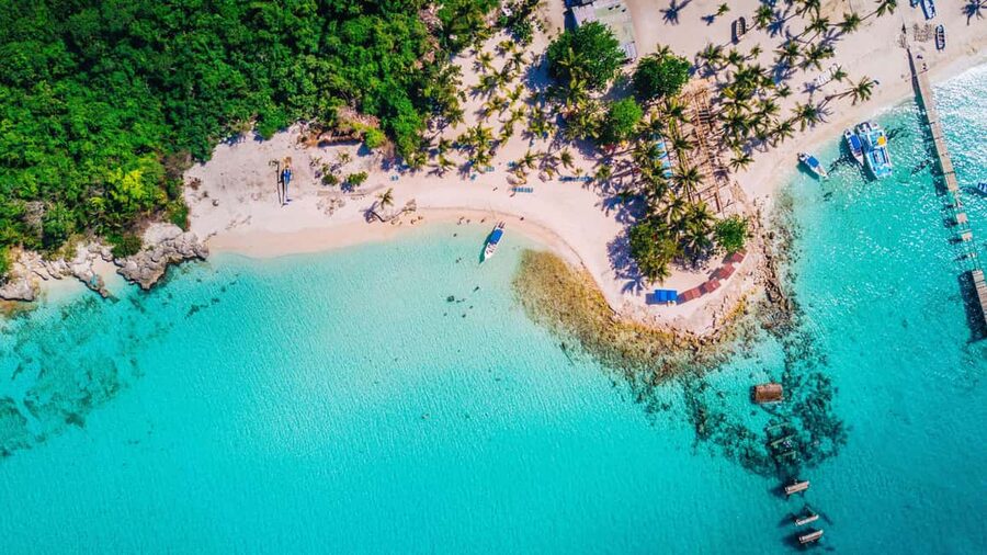 Punta Cana - Santo Domingo: Saona Island VIP Catamaran Tour - Bayahibe and the First Boat Ride