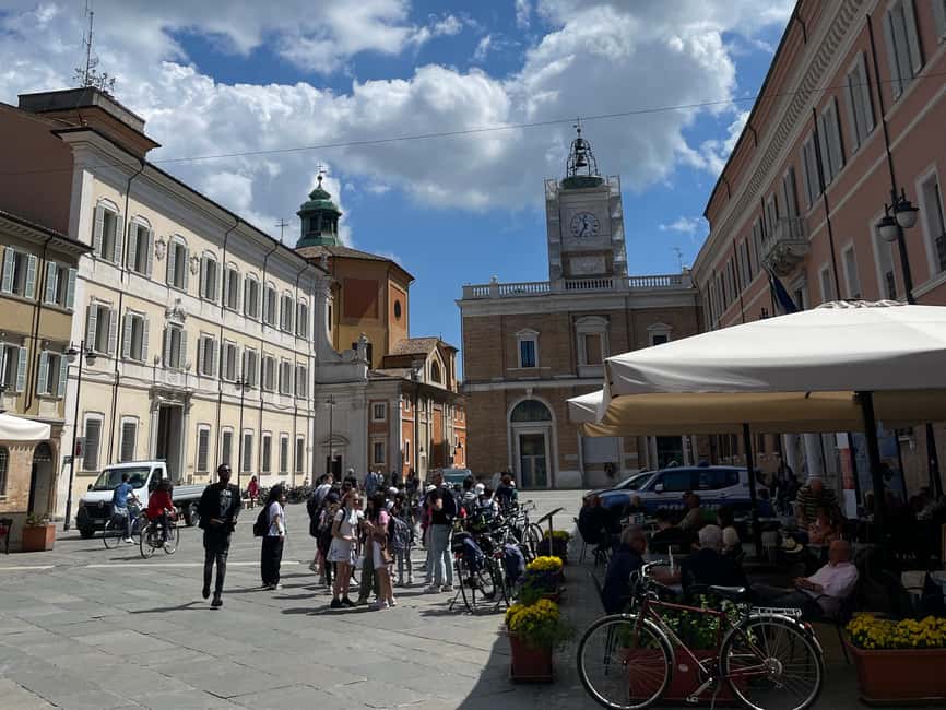 Ravenna: Exclusive Private Walking Tour with a Local Expert - What the private format changes