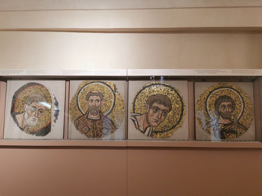 Ravenna: Exclusive Private Walking Tour with a Local Expert - Sant’Apollinare Nuovo: a long gallery of stories