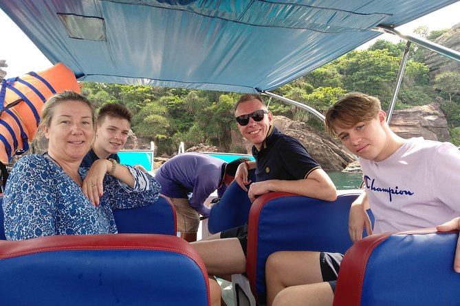 REAL snorkel &island hopping by SPEEDBOAT-EXPLORE CUISINES(MAX12) - What the Vietnamese meal actually includes