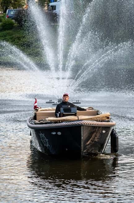 Riga: Private tour - City Panorama with premium class boat - A polished boat ride from Andrejosta
