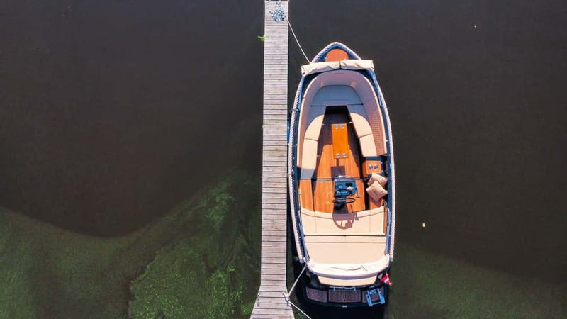 Riga: Private tour - City Panorama with premium class boat - Is $29 per person good value?