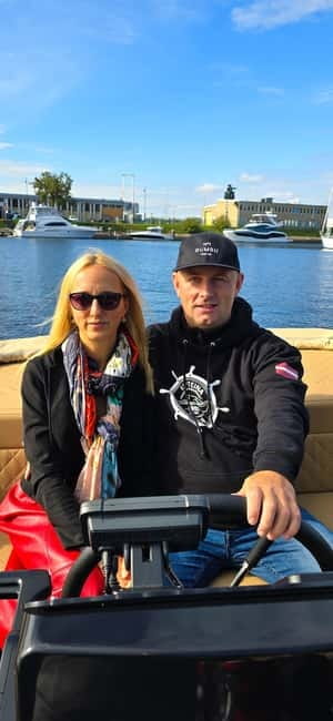 Riga: Private tour - City Panorama with premium class boat - Weather and route changes