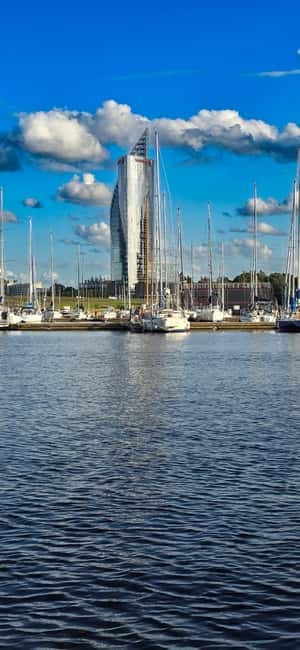 Riga: Private tour - City Panorama with premium class boat - FAQ