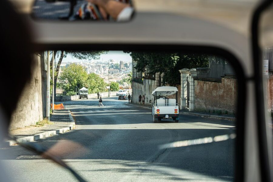 Rome: 2-Hour Vip Tuk-tuk tour with Hotel Pickup and Prosecco - Key points to know before booking