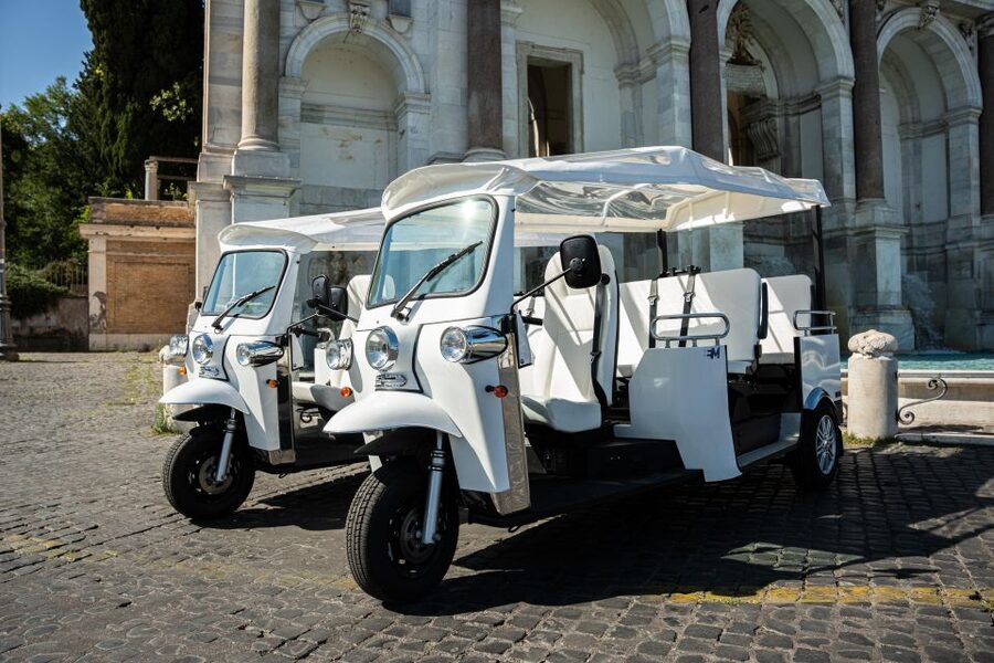 Rome: 2-Hour Vip Tuk-tuk tour with Hotel Pickup and Prosecco - Why a Rome tuk-tuk makes sense in two hours