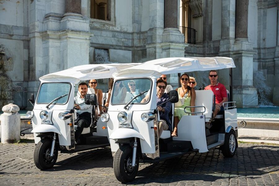 Rome: 2-Hour Vip Tuk-tuk tour with Hotel Pickup and Prosecco - What the tuk-tuk ride feels like