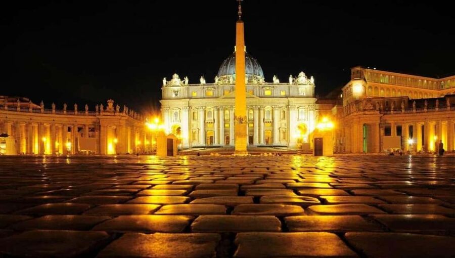 Rome After Dark: Private Luxury Night Tour by Car - Key points before you book