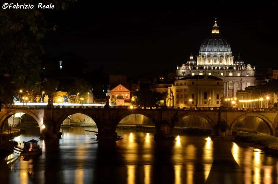 Rome After Dark: Private Luxury Night Tour by Car - How the private car changes the evening