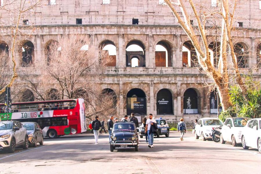 Rome: Colosseum Arena, Roman Forum & Palatine Hill VIP Tour - Three hours with a guide, not three hours of free wandering