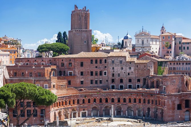 Rome E-Bike Tour – Premium Small Group with Local Guide - Piazza Navona, street life, and the Pantheon