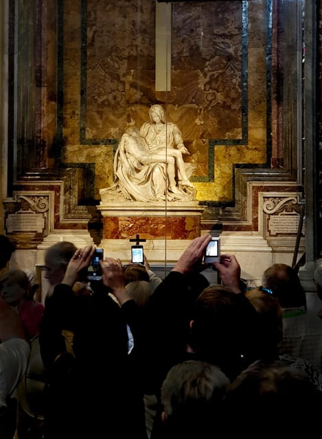 Rome:St. Peter's Basilica Tour, Exclusive Underground Access - Who should book this experience