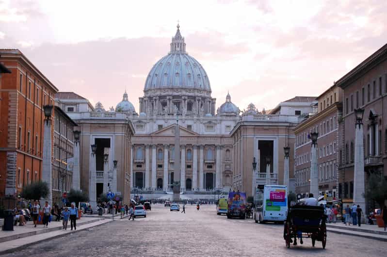 Rome:St. Peter's Basilica Tour, Exclusive Underground Access - Meeting at Piazza Risorgimento