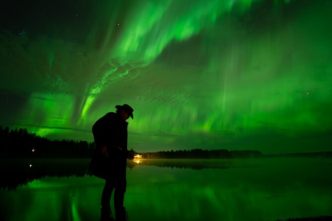 Rovaniemi: Northern Lights Small Group Money-Back Guarantee - How long is eight hours?